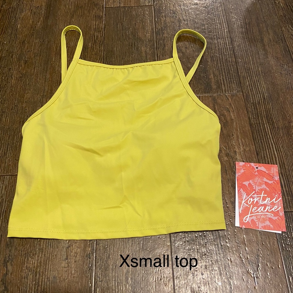 Kj high neck top nwt